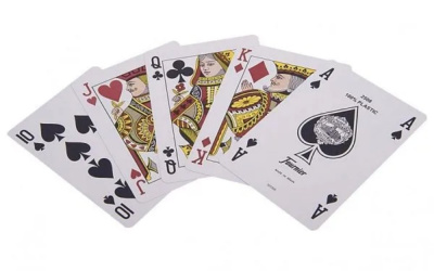 картинка Карты "Fournier no. 2500 - Blue" от магазина Gamesdealer.ru