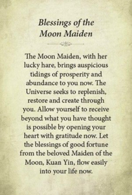 картинка Карты Таро "Kuan Yin Oracle" Blue Angel / Оракул Куан Инь от магазина Gamesdealer.ru