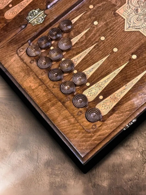 картинка Нарды резные "Золотой Узор 1", Mirzoyan от магазина Gamesdealer.ru