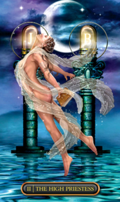 картинка Карты Таро "Gilded Tarot Royale mini Cards" Llewellyn / Королевское Золотое таро мини магазин Gamesdealer.ru являющийся официальным дистрибьютором в России  картинка Карты Таро "Gilded Tarot Royale mini Cards" Llewellyn / Королевское Золотое таро мини от магазина Gamesdealer.ru