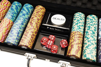 картинка Набор для покера Monte Carlo на 500 фишек от магазина Gamesdealer.ru