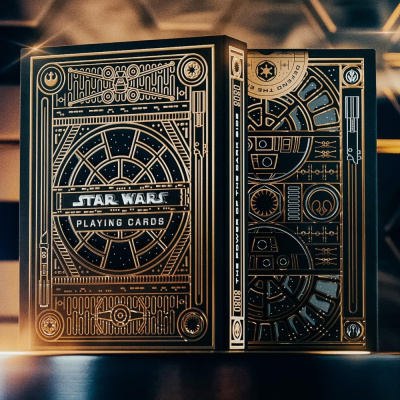 картинка Карты "Theory11 Star Wars Gold Foil (SPECIAL EDITION)" магазин Gamesdealer.ru являющийся официальным дистрибьютором в России  картинка Карты "Theory11 Star Wars Gold Foil (SPECIAL EDITION)" от магазина Gamesdealer.ru