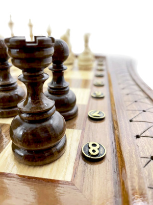 картинка Шахматы резные восьмиугольные в ларце 50, Haleyan от магазина Gamesdealer.ru