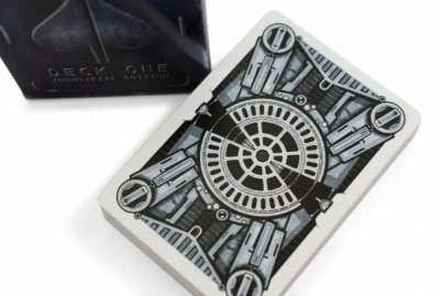 картинка Карты "Theory11 Deck One" от магазина Gamesdealer.ru