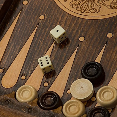 картинка Нарды резные "Герб РФ 3" 40, Mirzoyan от магазина Gamesdealer.ru