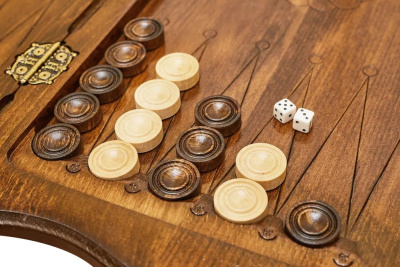 картинка Нарды резные "Самсон" с ручкой, Haleyan от магазина Gamesdealer.ru