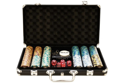 картинка Набор для покера Monte Carlo на 300 фишек от магазина Gamesdealer.ru