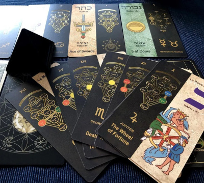 картинка Карты Таро "Kabbalistic Tarot 5781", Tarotmania / Таро Каббалистическое 5781 от магазина Gamesdealer.ru
