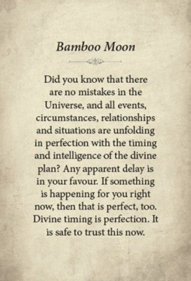 картинка Карты Таро "Pocket Kuan Yin" Blue Angel / Карманное таро Куань Инь от магазина Gamesdealer.ru