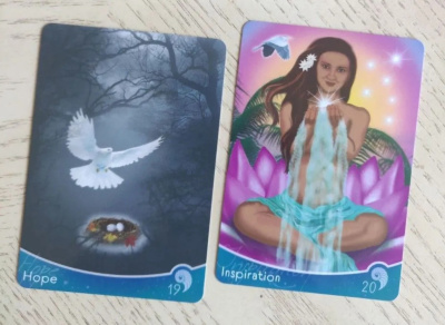 картинка Карты Таро "Eternal Seeker Oracle" RED Feather / Оракул Вечного Искателя от магазина Gamesdealer.ru