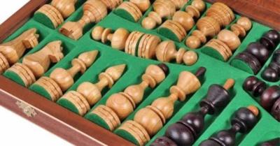 картинка Шахматы "Дебют" 48 см маркетри, Madon (деревянные, Польша) от магазина Gamesdealer.ru