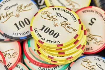 картинка Набор для покера Valentino Poker Room Ceramic на 1000 фишек от магазина Gamesdealer.ru