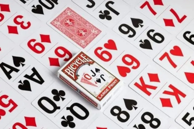 картинка Карты "Bicycle Large Print red" от магазина Gamesdealer.ru