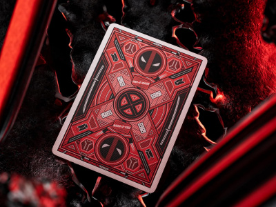картинка Карты "Theory11 Deadpool playing cards" от магазина Gamesdealer.ru